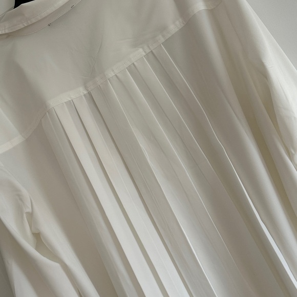 White Button-Up Blouse - Picture 5 of 5